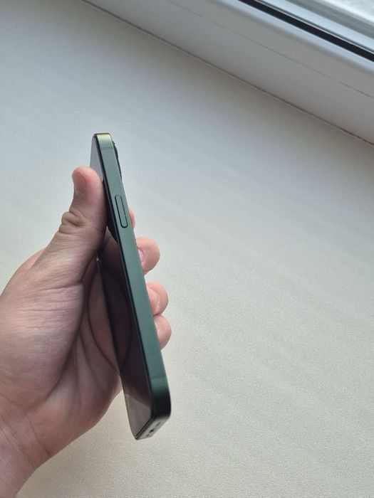 iPhone 13 128 ГБ, идеальное состояние, АКБ 84%