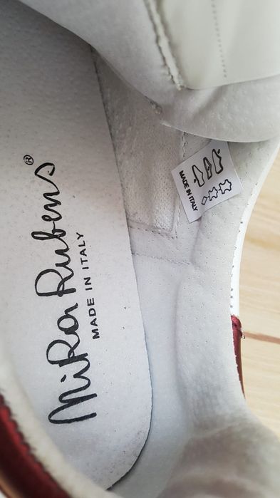 Adidas dama Nira Rubens 38   (25cm)