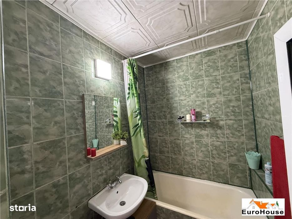 Apartament De Inchiriat Cetate Cu Loc De Parcare , Utilat si Mobilat C