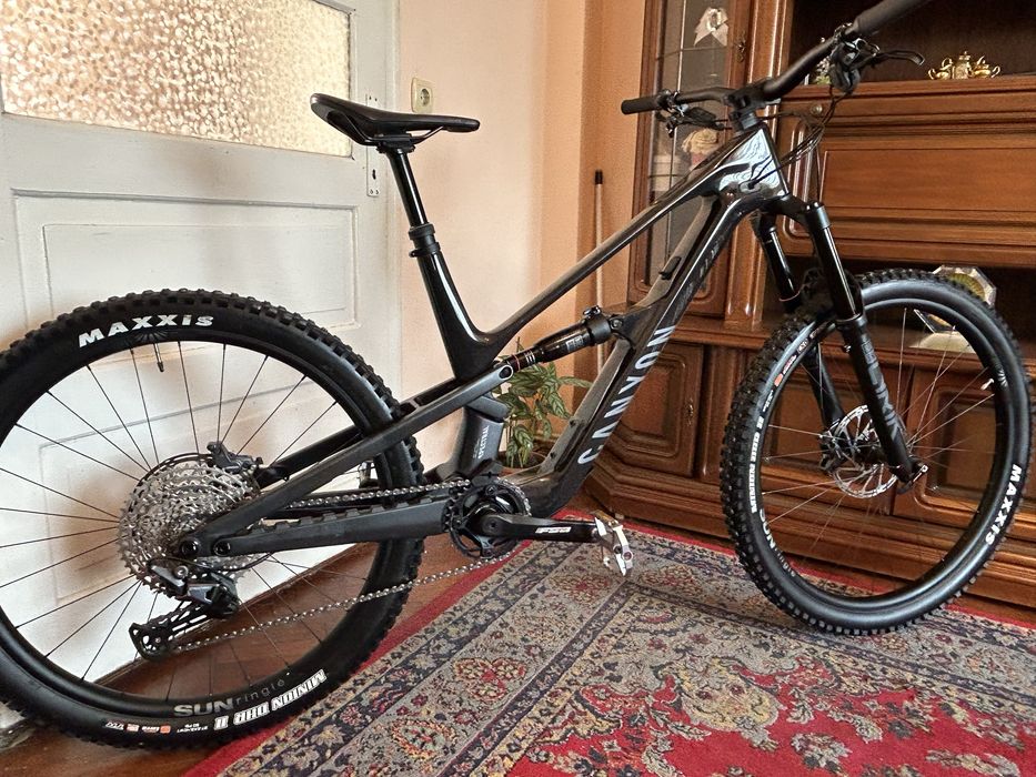 Full Suspension E-bike canyon 29 /2025 /full carbon / cadru L
