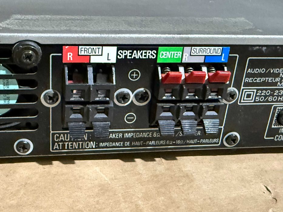 Ресийвър Pioneer VSX-C300 с дистанционно и колони
