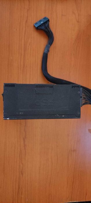 Sursă Fortron FSP Aurum PT 1200W Platinum - include cablu 24-pin MB