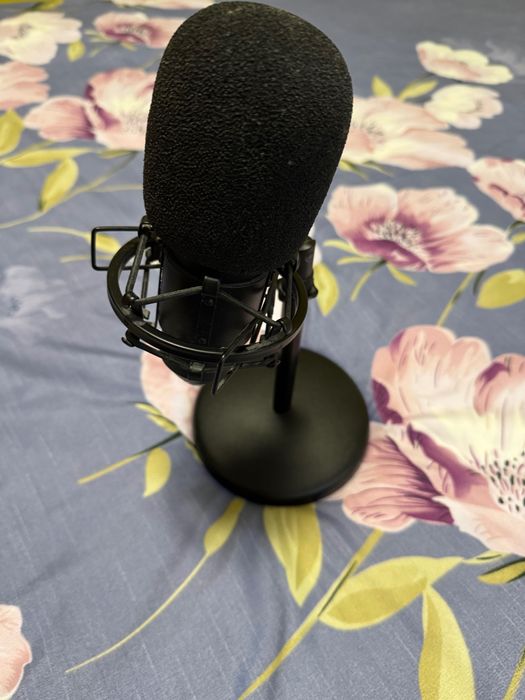 Microfon de gaming cu pop filter