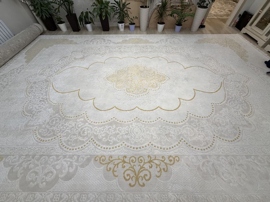 Продается ковер размер 6*4