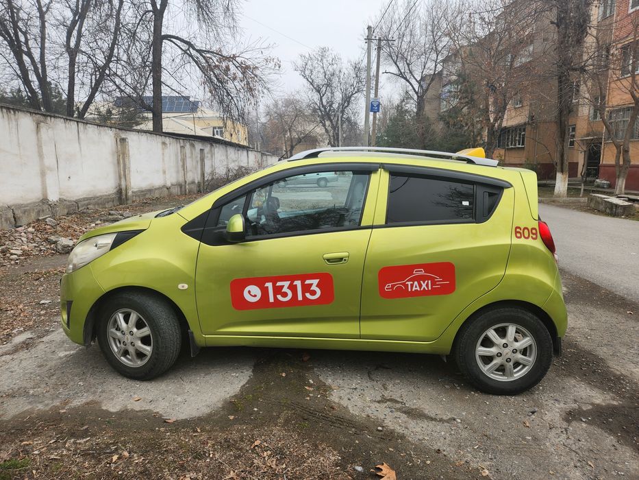 SPARKMoshina  sotiladi