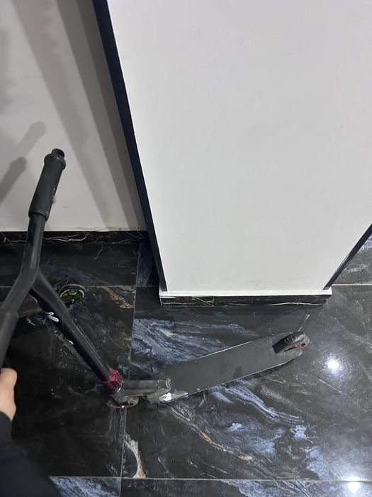 Самокат черный цщцщ