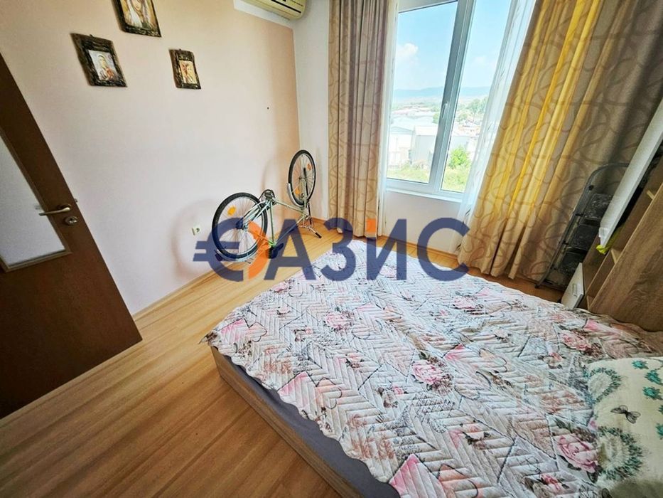 Продава се Двустаен апартамент в к.к. Слънчев бряг - 60 кв.м за 1030 €/кв.м - Снимка #8