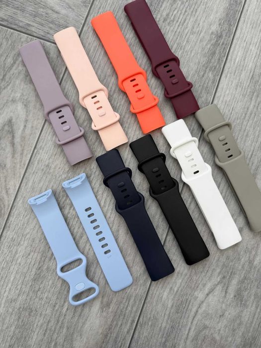 Силиконова каишка верижка FitBit Charge 5 6