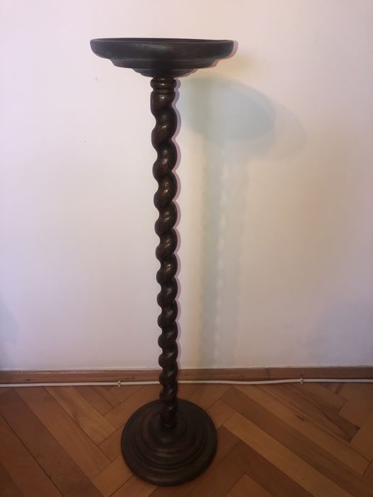 Suport,consola,piedestal englezesc din lemn masiv,model torsionat