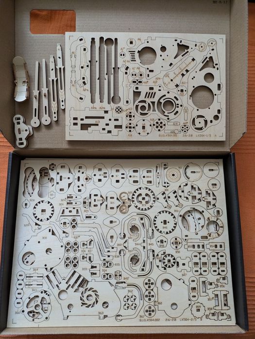 Puzzle 3D motocicleta ROKR lemn 420 piese