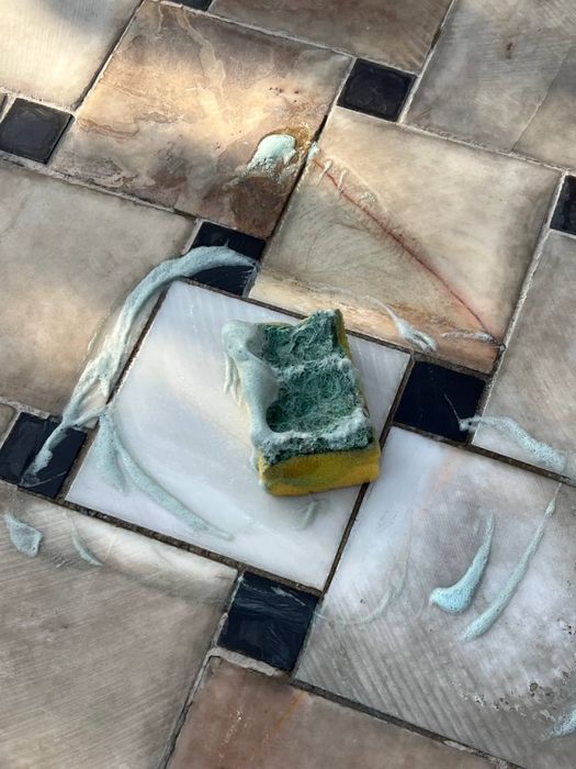 Брусчатка, кафел, тузли догларни тозалаш учун химия