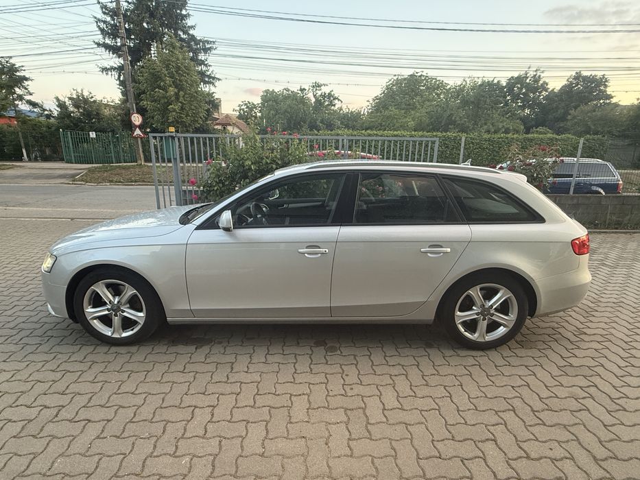Audi A4 Avant QUATTRO 2014