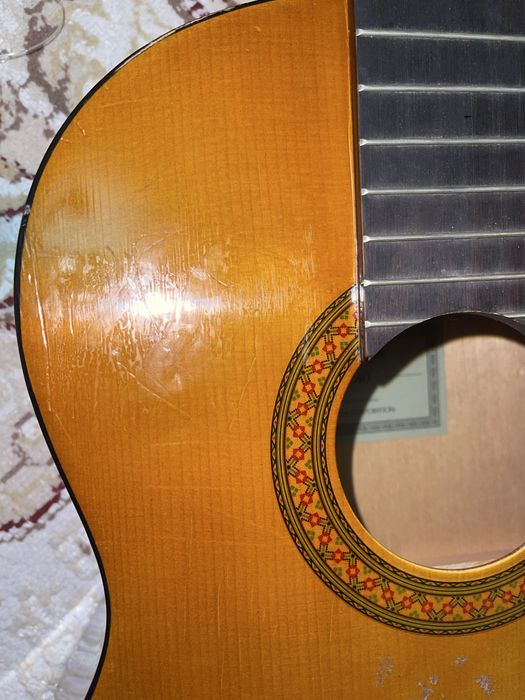 Гитара Yamaha C40