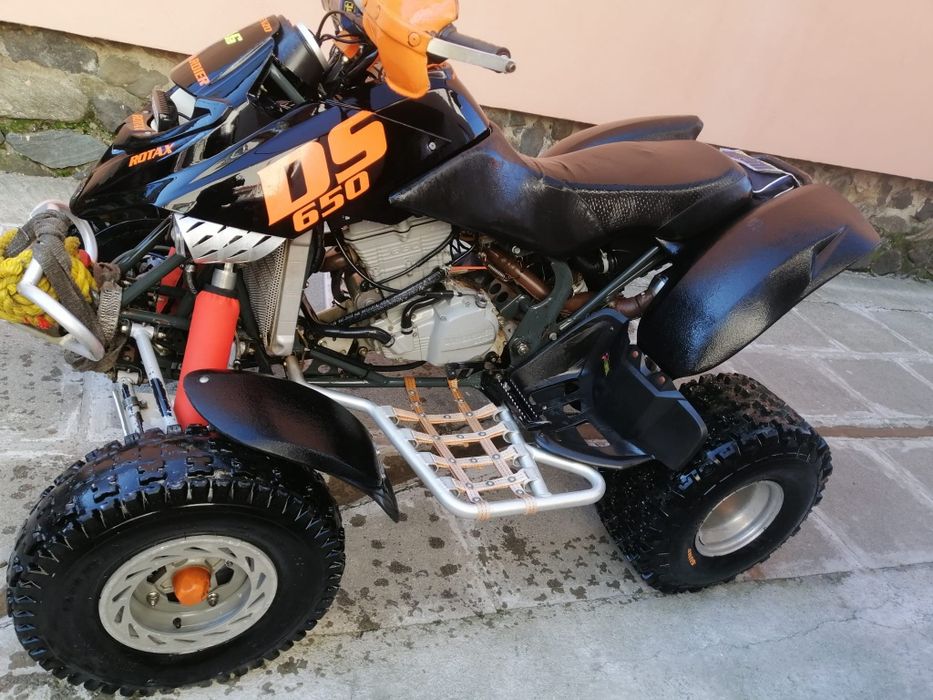 Vând quad Can-am Bombardier de 650