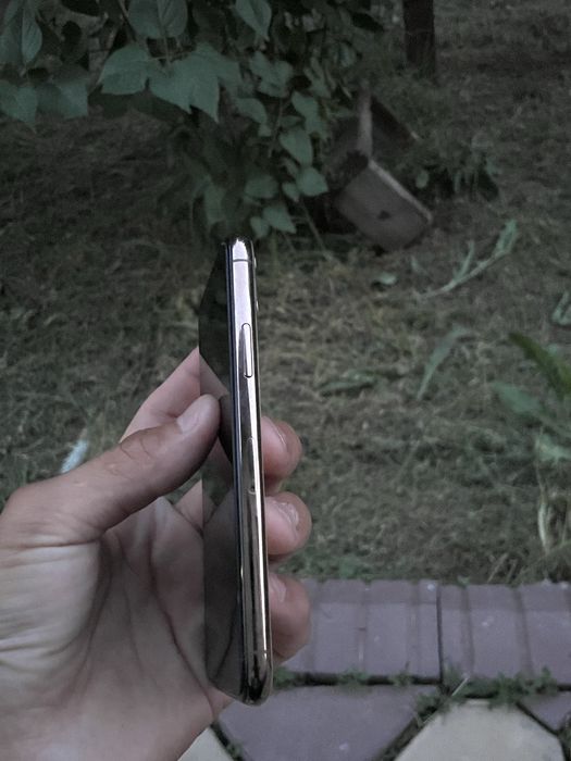 Iphone 11 pro gold