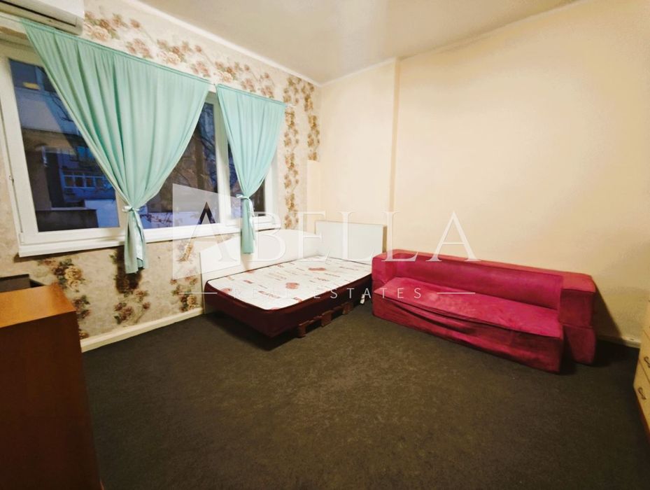 3-стаен в София-Център площ 80