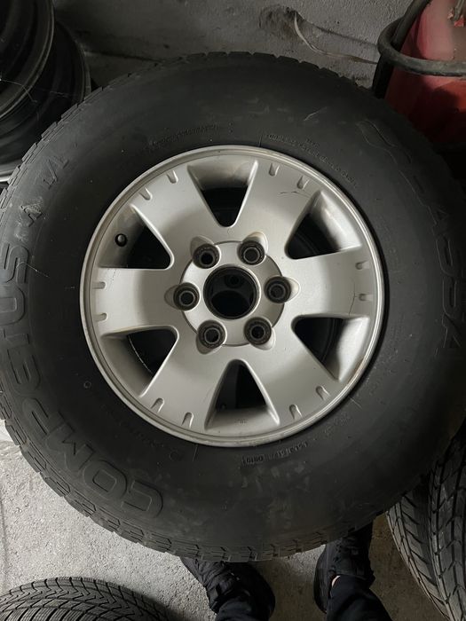 Джанти с гуми Mitsubishi Pajero