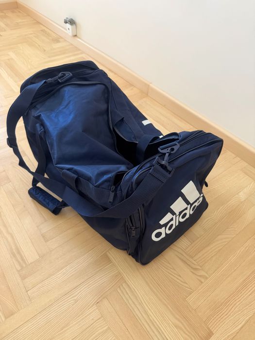 Чисто нови маркови Nike и Adidas сакове