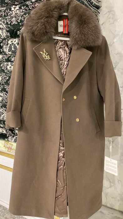 Пальто новый  Max Mara