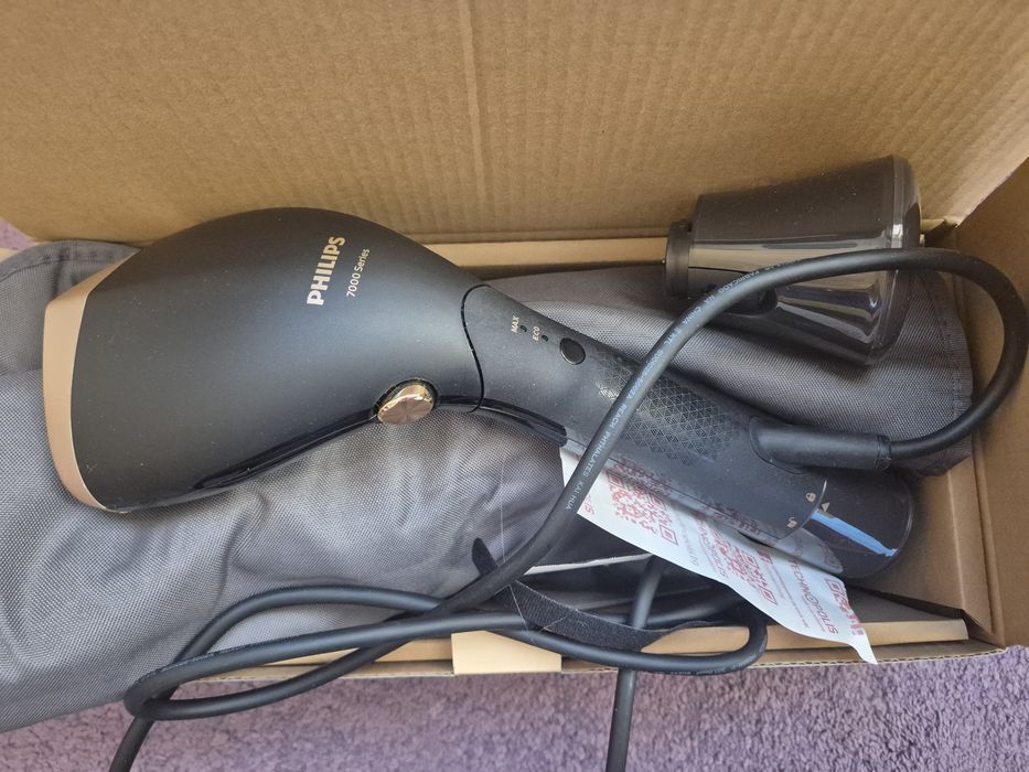 Ръчна ютия Philips модел 7060/80