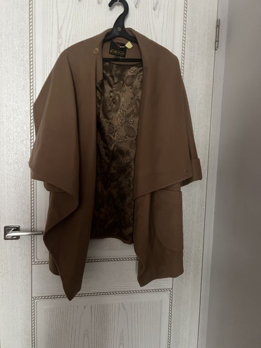 Продам пальто женское