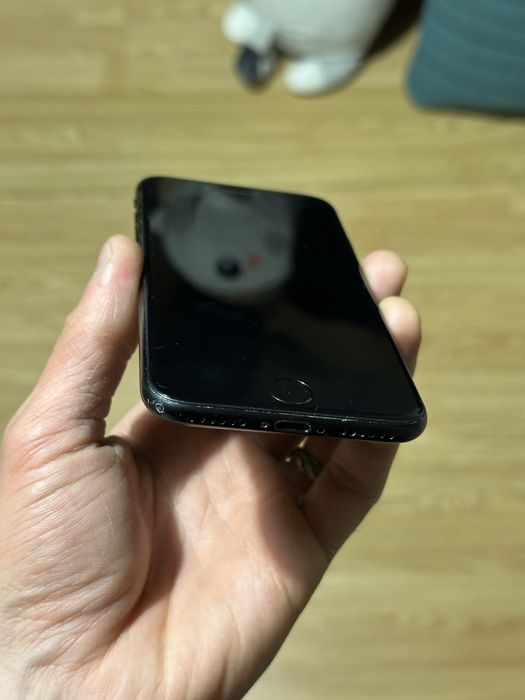 Айфон 7 IPhone 7