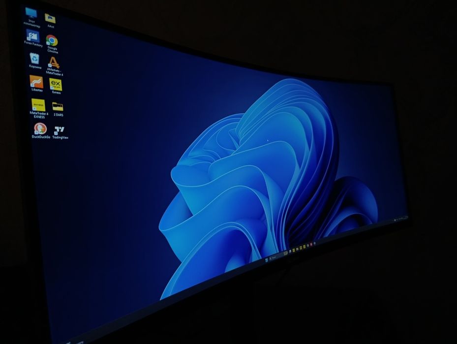 XTECH 34 165gh gaming monitor RGB