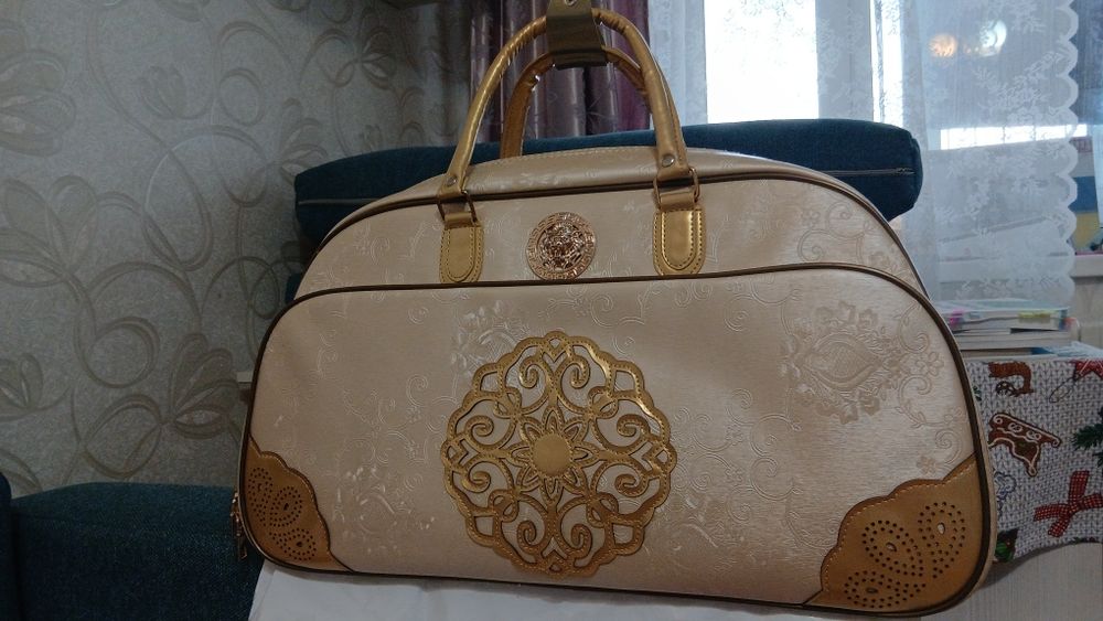 Продам дорожную сумку