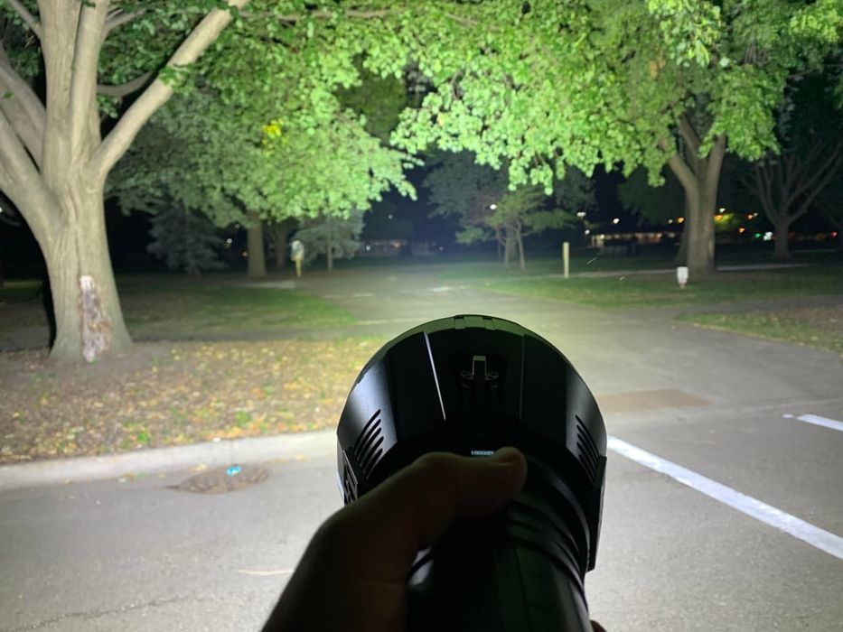 Imalent MS18 Lanterna Imalent  cu afisaj OLED, 1350 metri