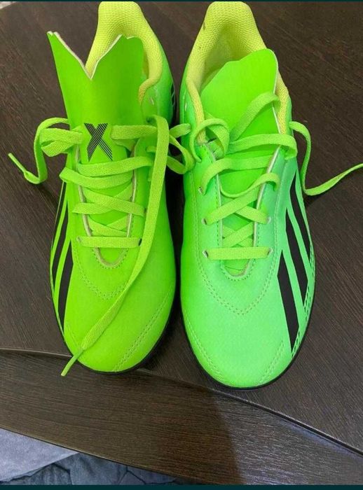 Продаю сороконожки.