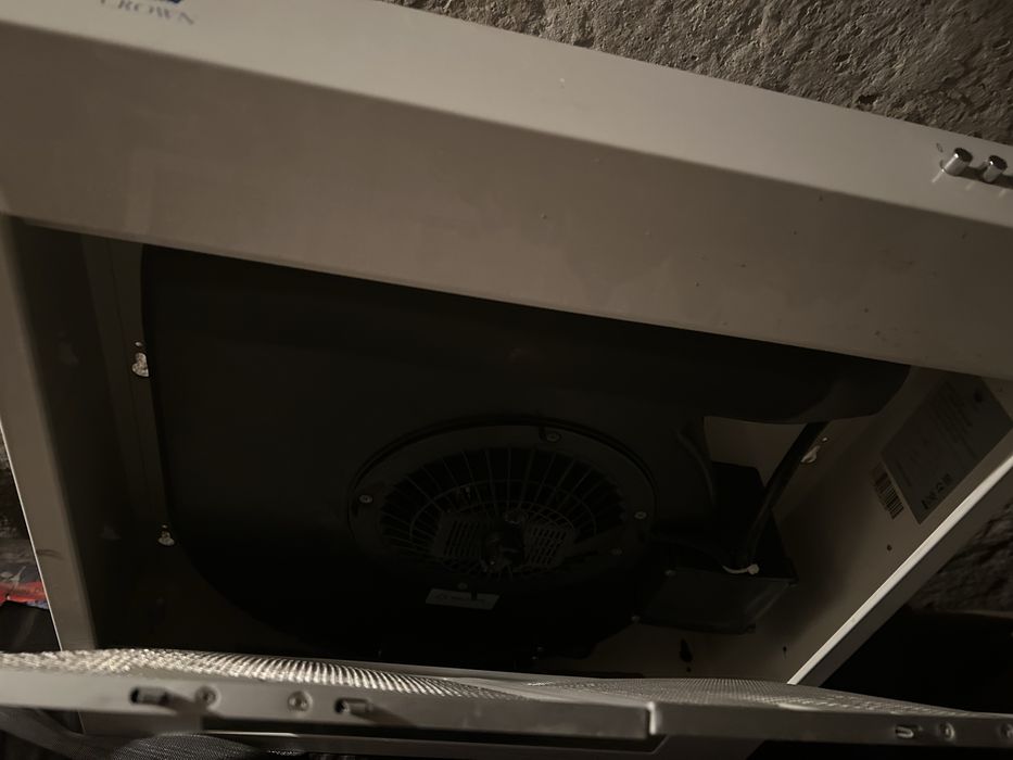 Продам вытяжку для кухни