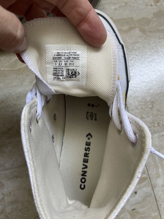 Converse pentru fete, marimea 35