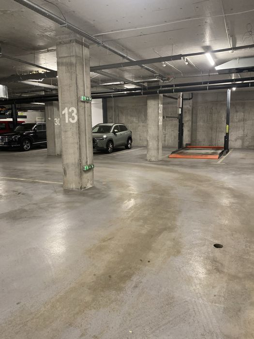 Inchiriez loc parcare in garaj subteran zona Parlament/ANAF