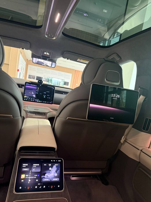 Самая передовая машина NIO ET9 от диллера