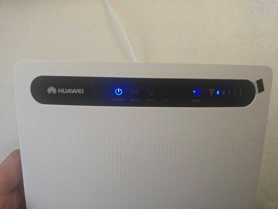 Router 4G Huawei B593s-22 LTE Cat4 150Mbps Liber de Rețea Wi-Fi 300Mb