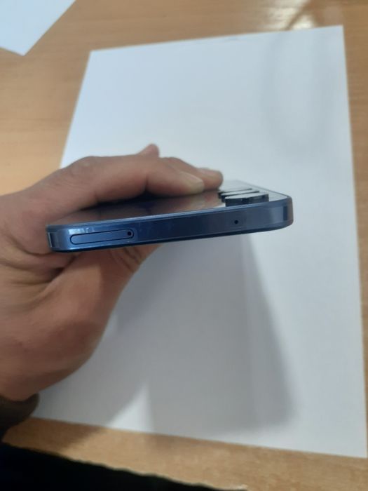 Samsung Galaxy A35 8/256 (qora)