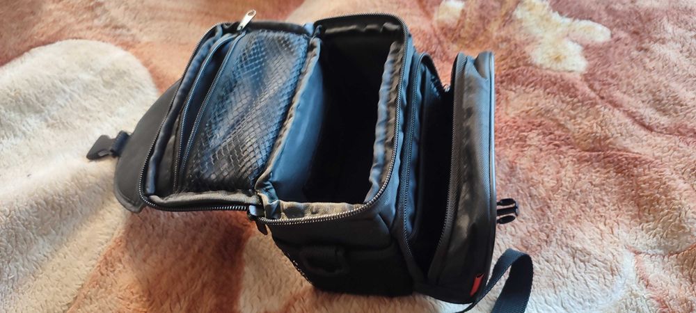 Компактная сумка для любительской видеокамеры