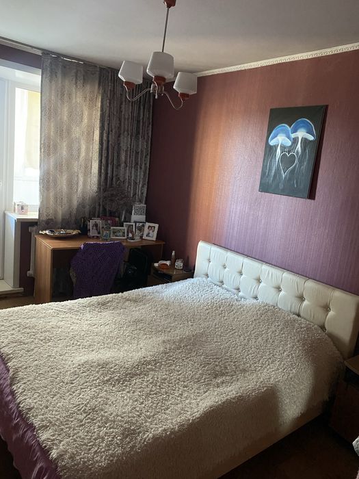 Продам 4 комн квартиру н/пл