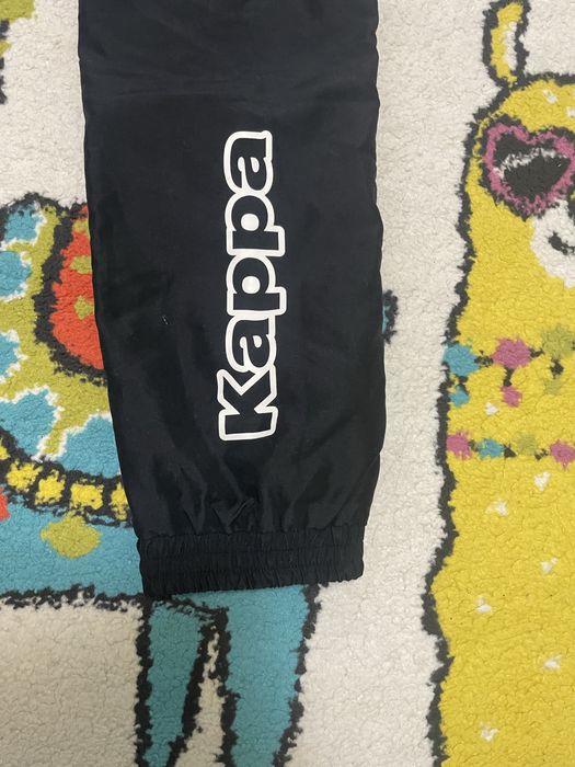 Pantaloni Kappa negri in stare excelenta 12 ani