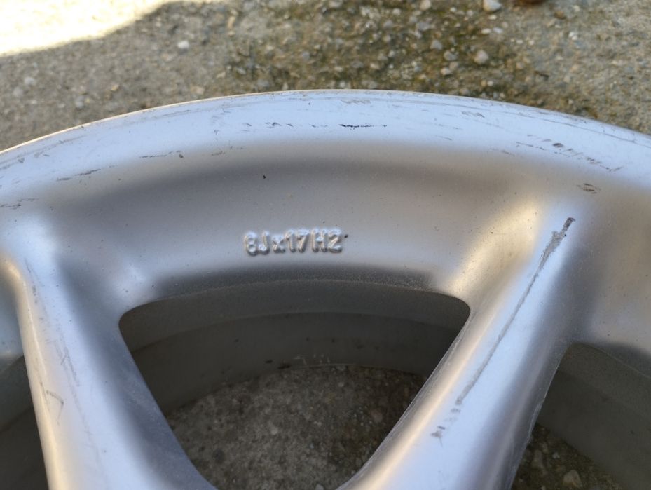 Jante AZEV ELIA 8Jx17H2