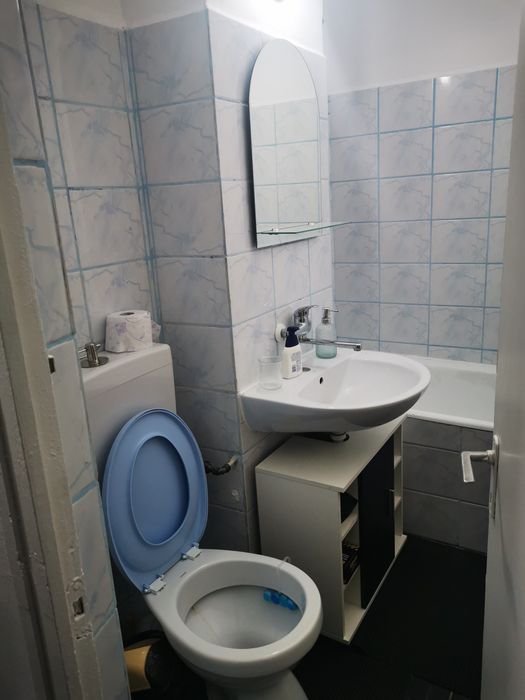 Dau în chirie apartament cu 1 cameră