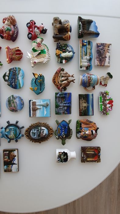 Продам магнитки на холодильник