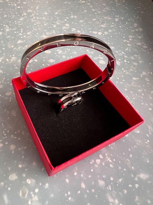 Продам новый комплект