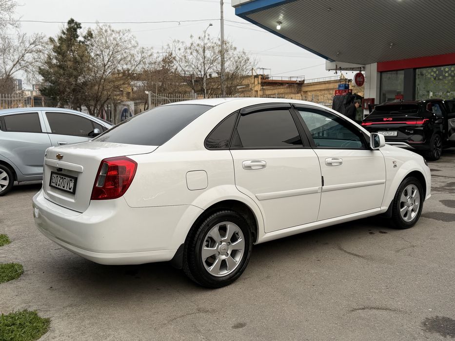 Jentra 2023 lyuk abs