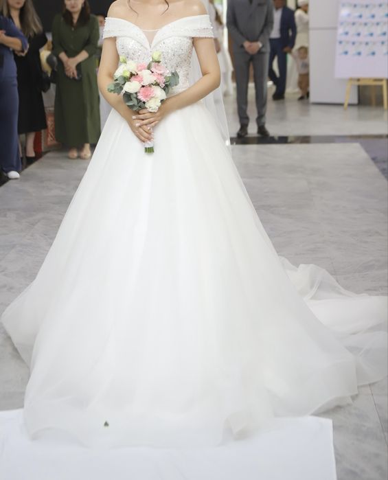 Свадебное платье 42-44р