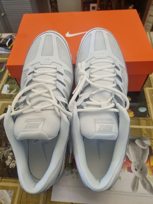 Vînd NIKE REAX 47,5 noi