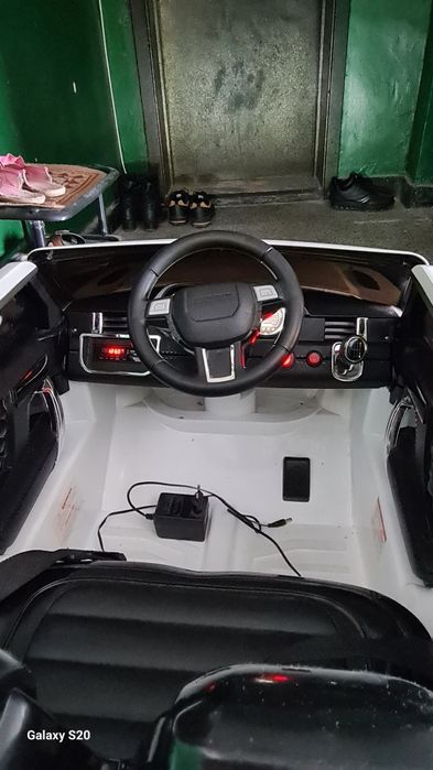 Детска електрическа кола Land Rover