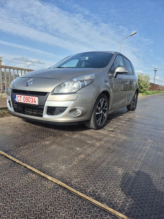 Vand  Renault   Scenic  megan 2011