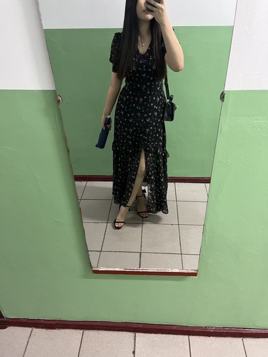 Черное платье летное