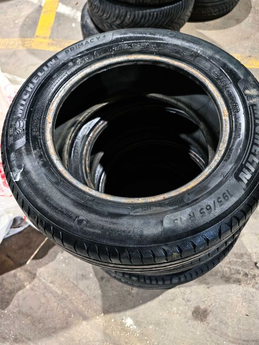 Продавам четири броя летни гуми Мишелин 195/65/15